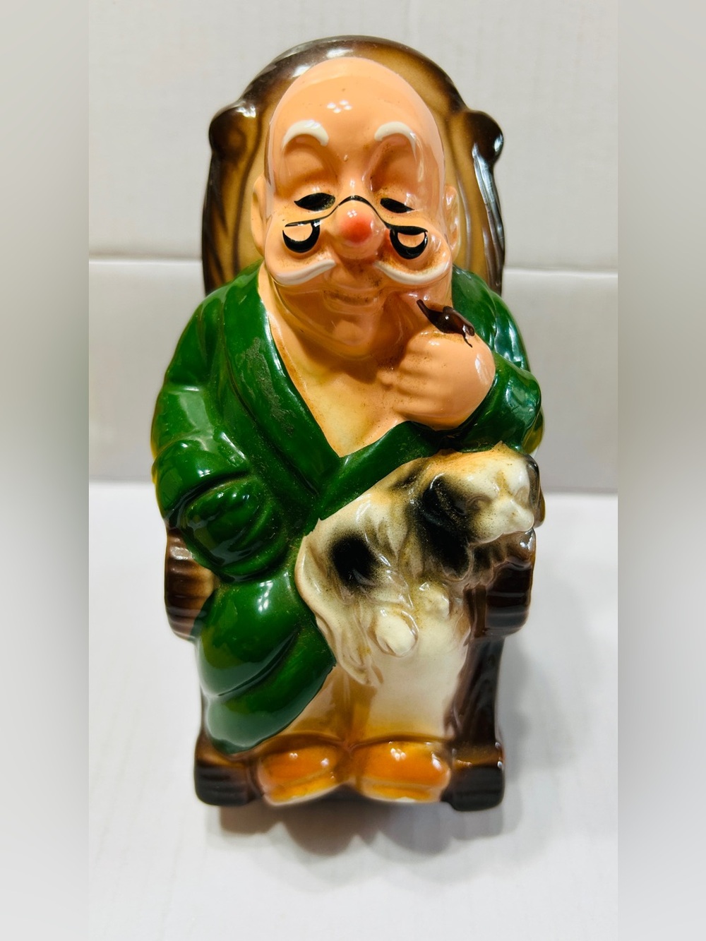 Vintage ceramic piggy bank. Retirement bank.
Great condition.